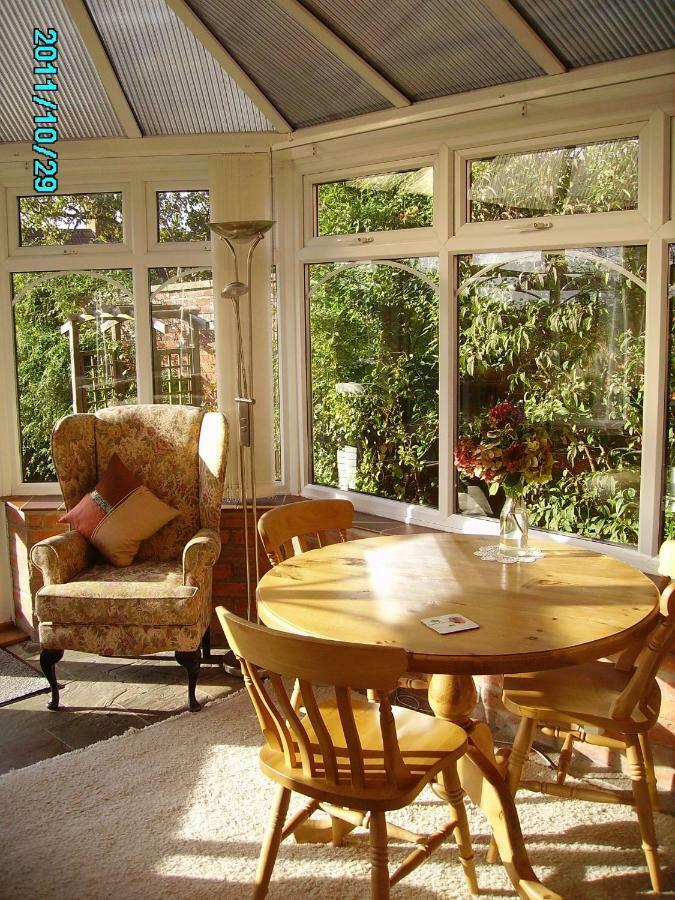 St Edmunds Cottage Glastonbury Bagian luar foto